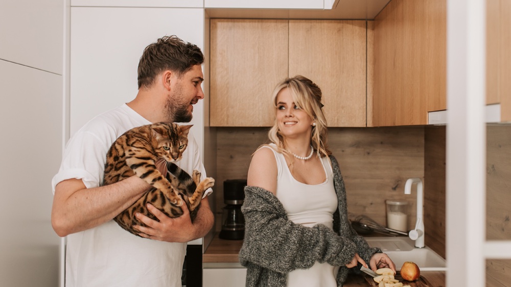 “Jongeren moeten jaarsalaris meenemen bij aankoop woning”